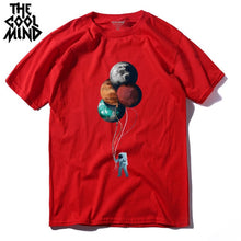 Load image into Gallery viewer, ASTRONAUT PRINT TSHIRT