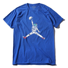 Load image into Gallery viewer, BASKETBALLER ASTRONAUT PRINT SHIRT