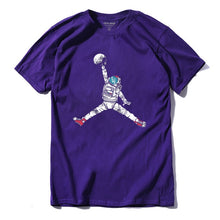 Load image into Gallery viewer, BASKETBALLER ASTRONAUT PRINT SHIRT
